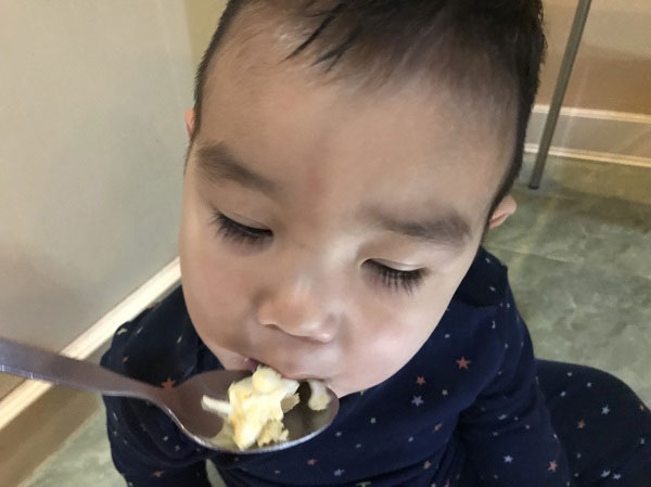 ไข่เจียวกุ้งมังกรเฮียไฝ