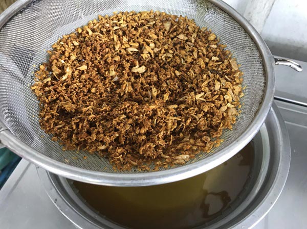 ปลากระบอกทอดขมิ้น