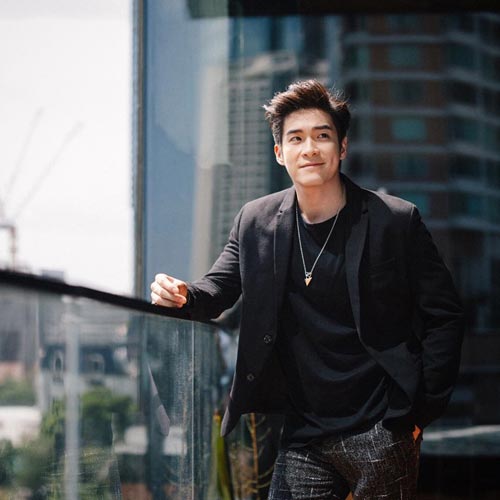 บ้าน อาเล็ก ธีรเดช