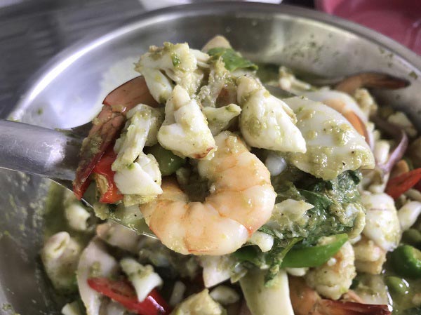 แกงเขียวหวานทะเล