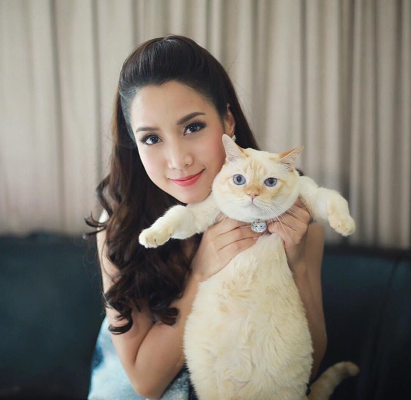 จั๊กจั่น อคัมย์สิริ