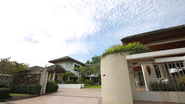 บ้าน จิ๊ก เนาวรัตน์ 