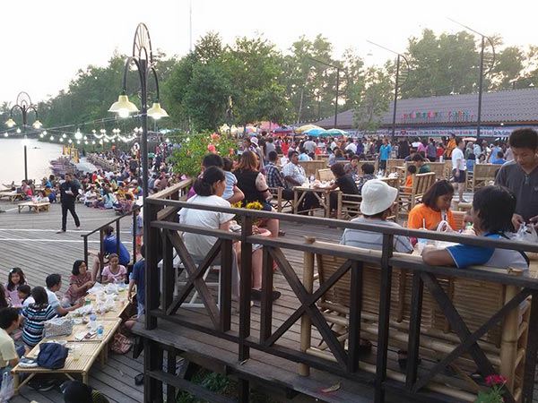 ตลาดน้ำเปิดใหม่