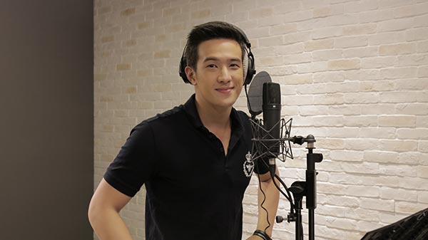 เจมส์ มาร์
