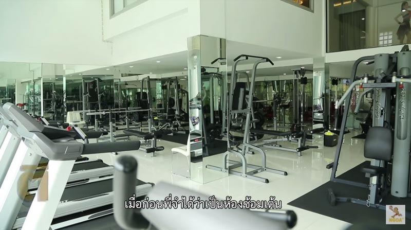 บ้านหญิงลี