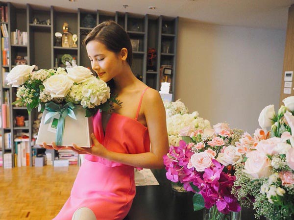 คอนโด ญาญ่า อุรัสยา