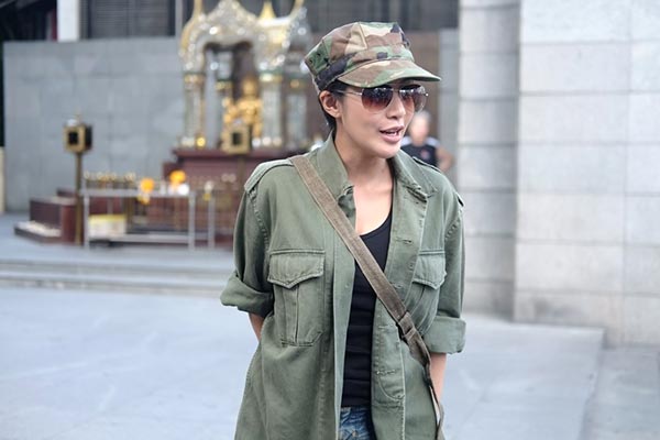 ดอกฟ้า หมาแจ๊ส