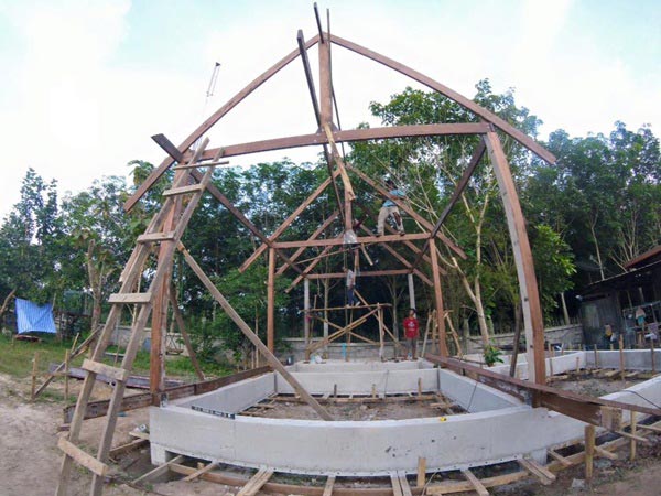 บ้านไม้ชั้นเดียวยกพื้นสูง