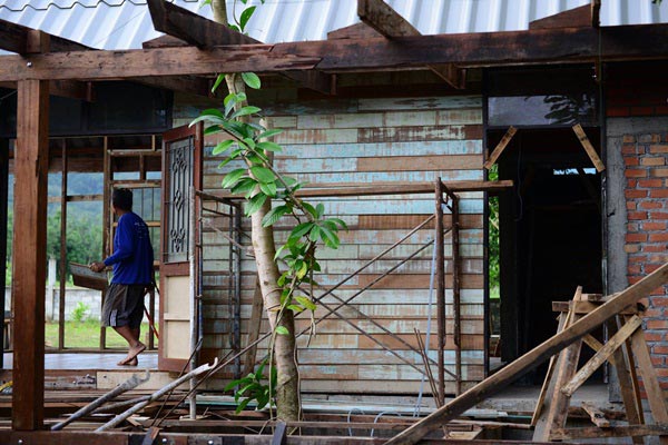 บ้านไม้ชั้นเดียวยกพื้นสูง