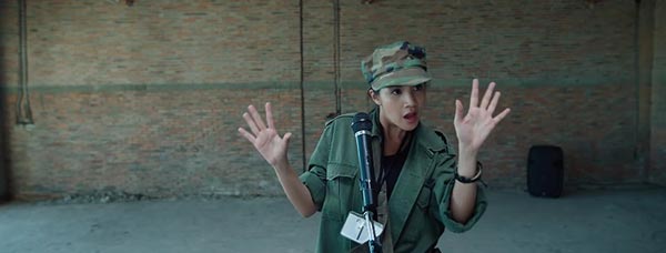 ดอกฟ้า หมาแจ๊ส