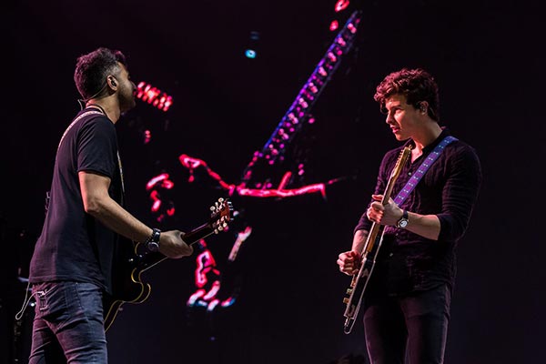 Shawn Mendes Live in Bangkok