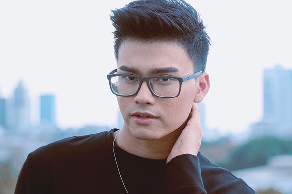 นนท์ ธนนท์ จำเริญ