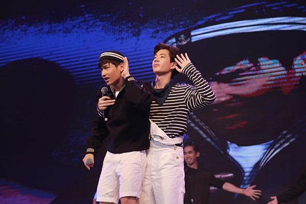 Y I LOVE YOU FAN PARTY