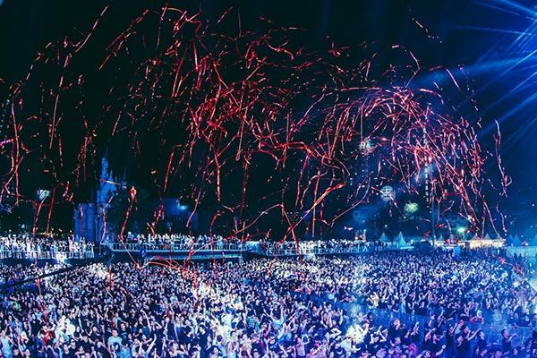 อนาเธอร์ เวิล์ด