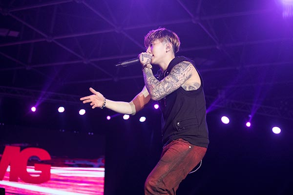 AOMG