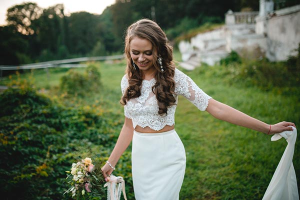 10 ชุดแต่งงานแบบสองชิ้น