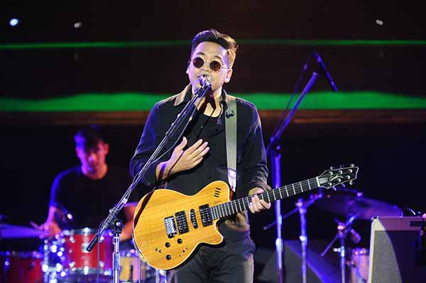 Wacoal และ 88 5 EDS present Beautiful Moment Concert