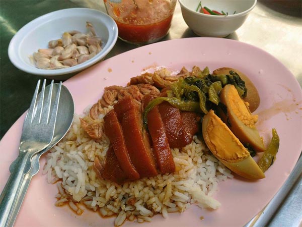 ร้านข้าวขาหมู