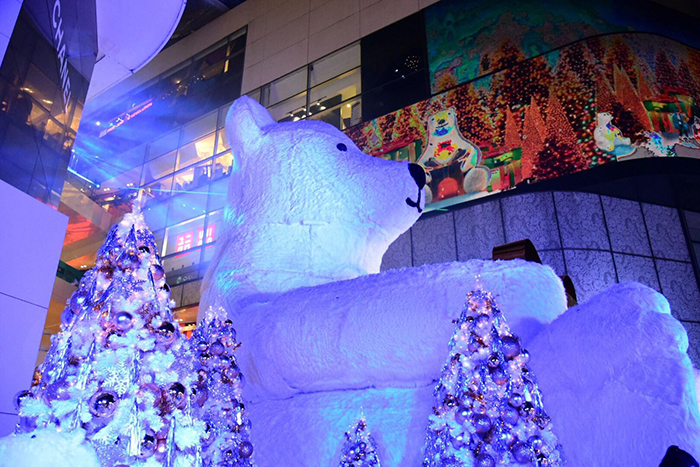 ท่องเที่ยว