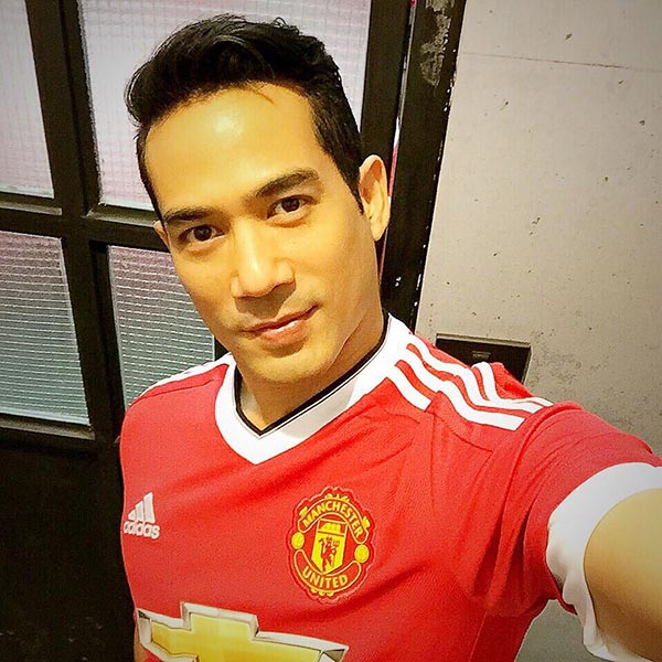 ตุ้ย ธีรภัทร์