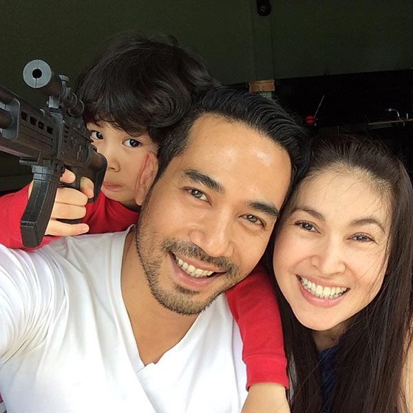 ตุ้ย ธีรภัทร์