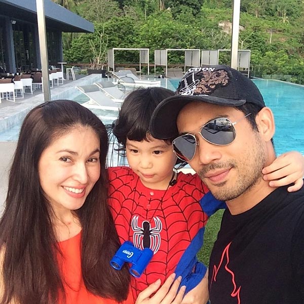 ตุ้ย ธีรภัทร์