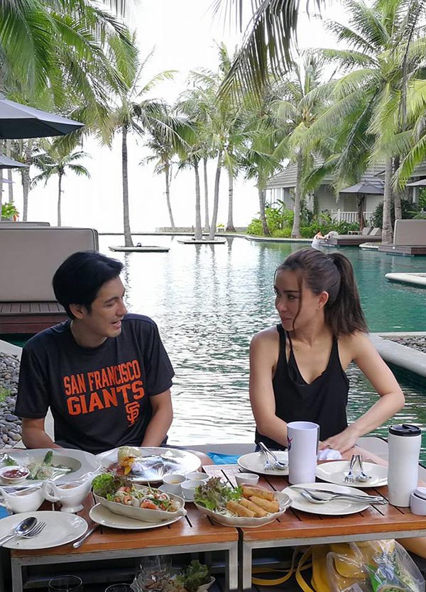 หนุ่ม นิโคล