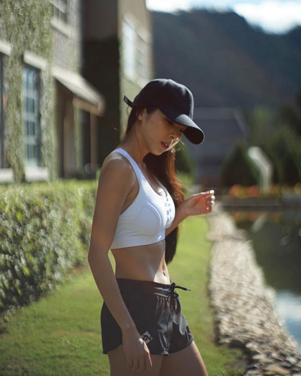 เบเบ้ ธันย์ชนก