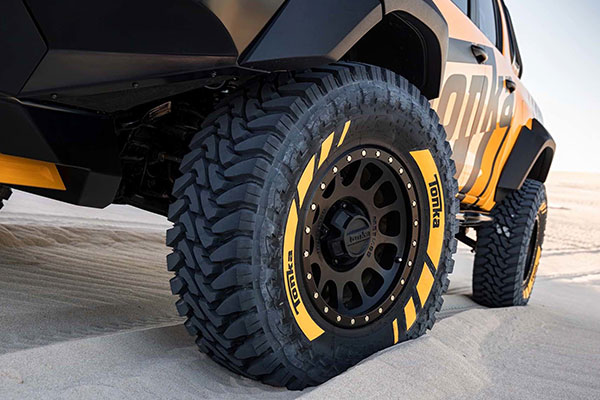 Toyota HiLux Tonka Concept