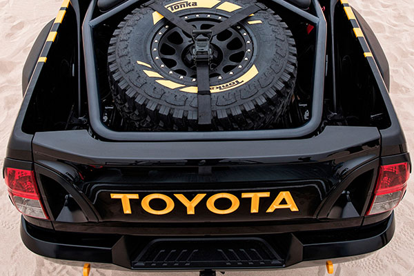 Toyota HiLux Tonka Concept