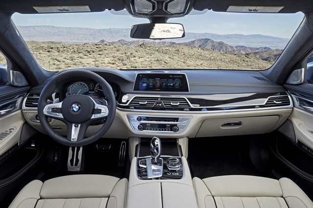 BMW M760Li xDrive 2017