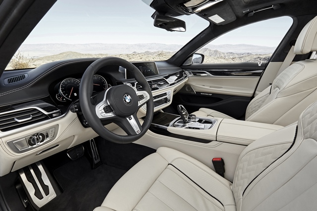BMW M760Li xDrive 2017