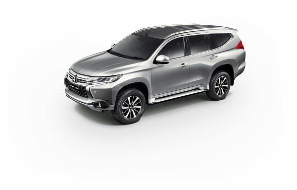 Mitsubishi Pajero Sport 2017 ใหม่  Mitsubishi Pajero Sport 2017 ใหม่