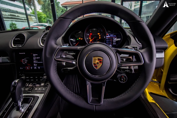 Porsche Cayman 718