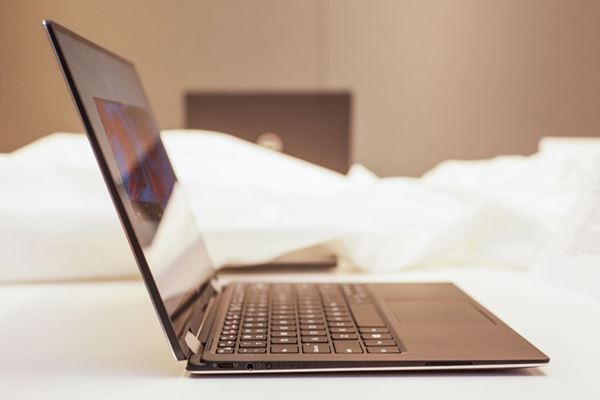 Dell XPS 13 2-in-1 โน้ตบุ๊กจอ 13 นิ้ว