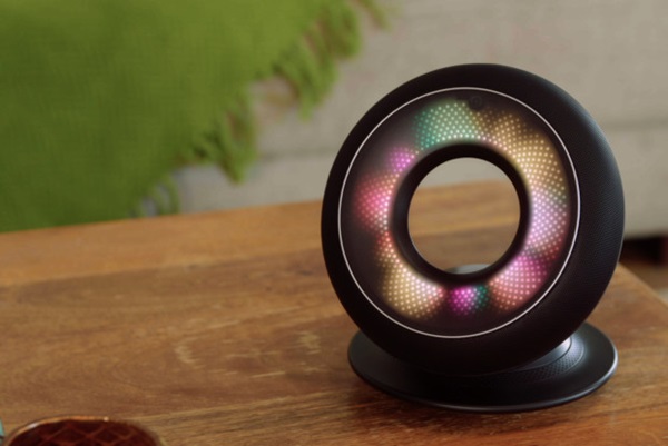 Olly หุ่นยนต์ผู้ช่วยตั้งโต๊ะ