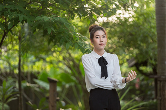 เชียร์ ฑิฆัมพร