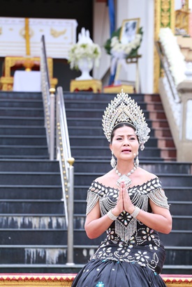 รักหลงโรง