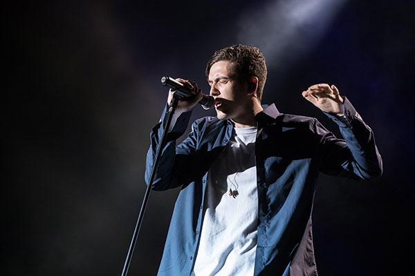 Lauv