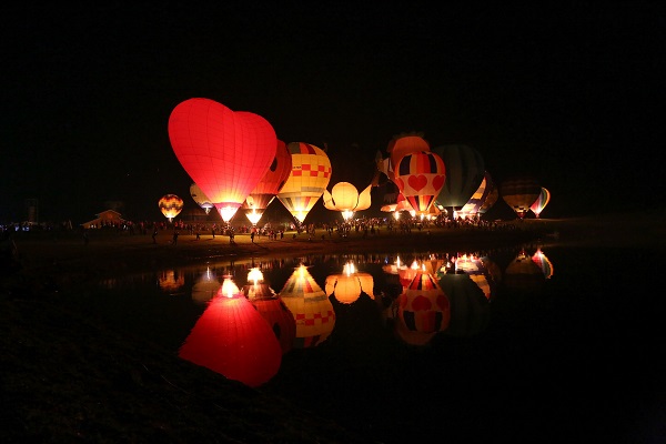 Singha Park Ching Rai International Balloon Fiesta 2017