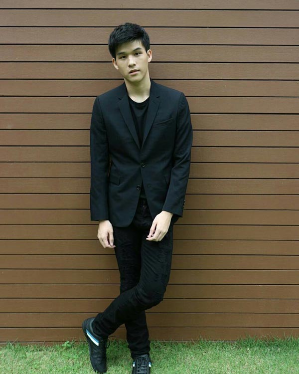 สกาย วงศ์รวี