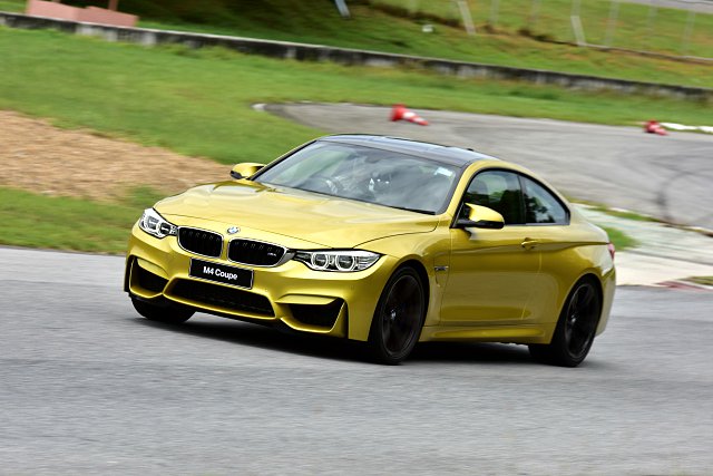 BMW Series 4 ปี 2017