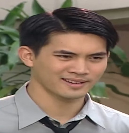 เคน ธีรเดช