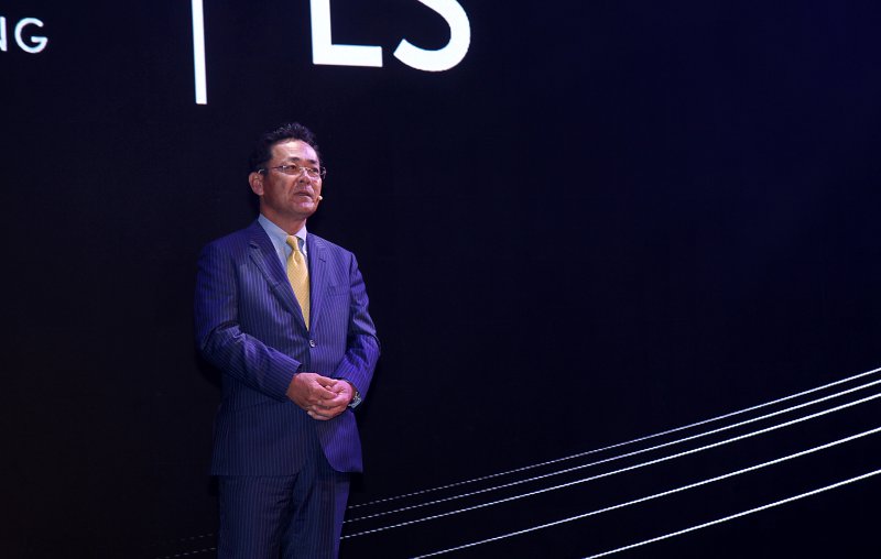 Lexus LS 2018