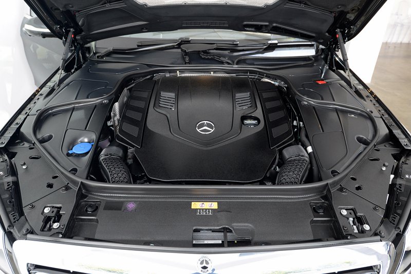Mercedes-Maybach S 560 Premium