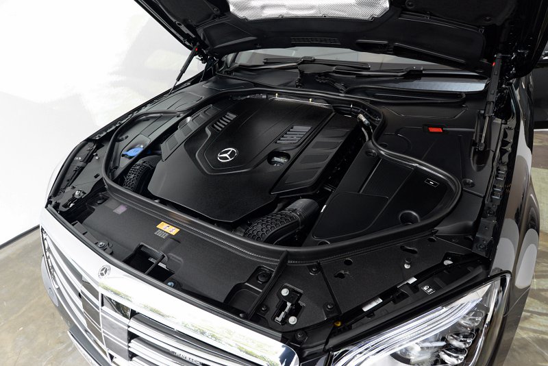 Mercedes-Maybach S 560 Premium