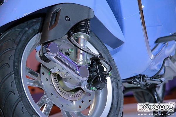 Vespa Primavera 150 Arcobaleno Limited Edition 2017