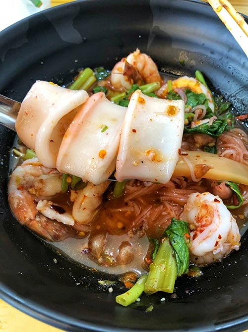 ร้านข้างทางเจ้าอร่อยในกรุงเทพฯ