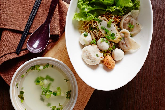 ร้านข้างทางเจ้าอร่อยในกรุงเทพฯ