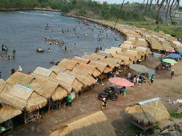 หาดทรายน้ำจืด